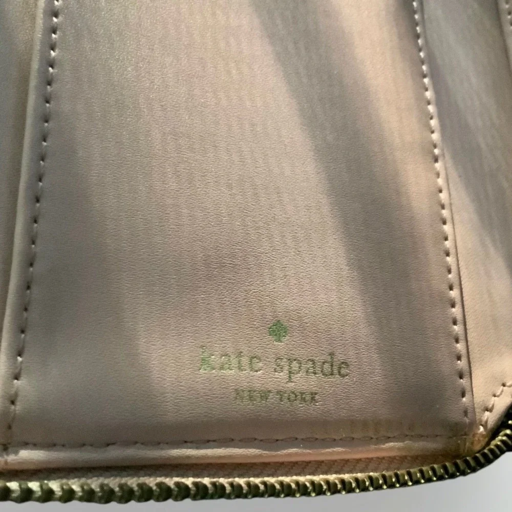 Kate Spade Anita Grove St.‎ Wristlet